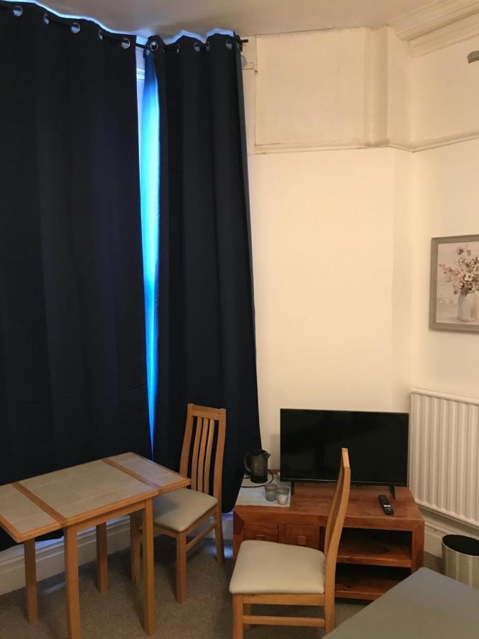 Budget Room En-Suite 8Mins Walk To Singleton Hospital, R3 Sketty Zewnętrze zdjęcie